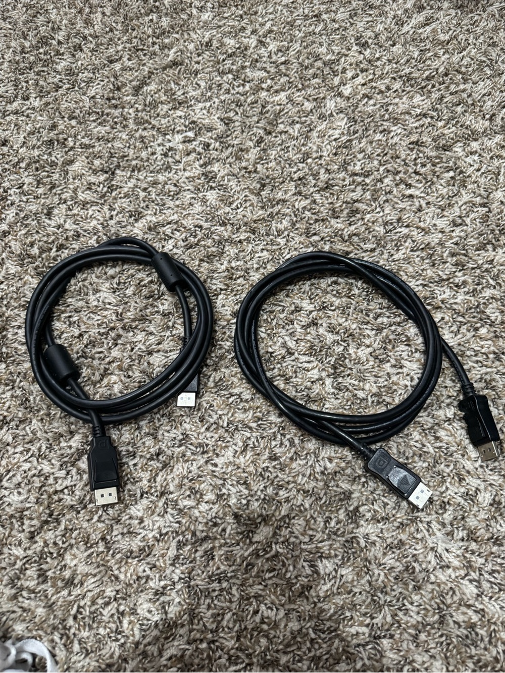 Black DisplayPort to DisplayPort Cable - High Speed Video Cable